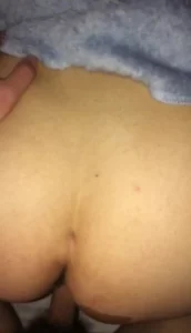 无套后入偷吃微胖人妻穿睡衣出来被内射