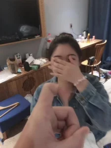 安徽开学了再约反差婊学生，好久没见你逼逼又痒的不行，水多活好！同城推