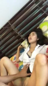 约炮制服骚妇叫好大声