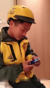 非要小哥现场体验不然就差评