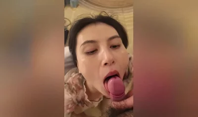 老A8也是A8，身材超棒超爱吃鸡巴，被无套狠狠猛肏！