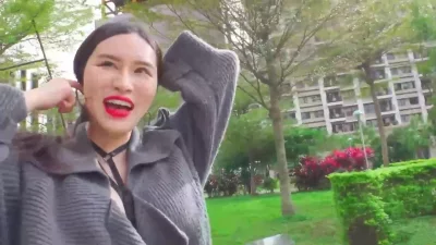 遇到18CM大屌做爱疯狂爽到骚话连篇