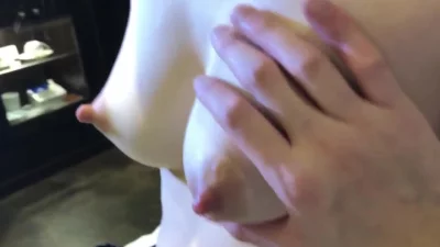哺乳期母乳喂养单男！已成年（可约）