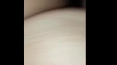肥熟炮友传教士猛肏，忍不住拔出精液狂喷