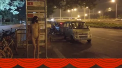 给清洁工大爷看的鸡巴都硬了（进群约炮）