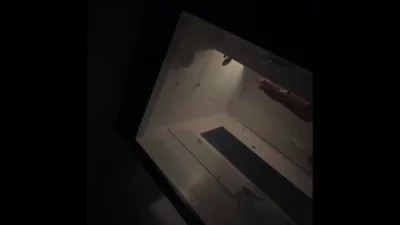 把女友送给大jb单男 在浴室既然无套内射了3p